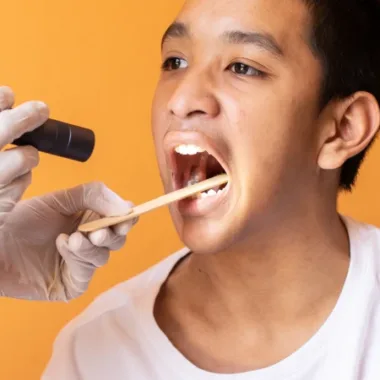 Natürliche Heilmittel gegen Schuppen