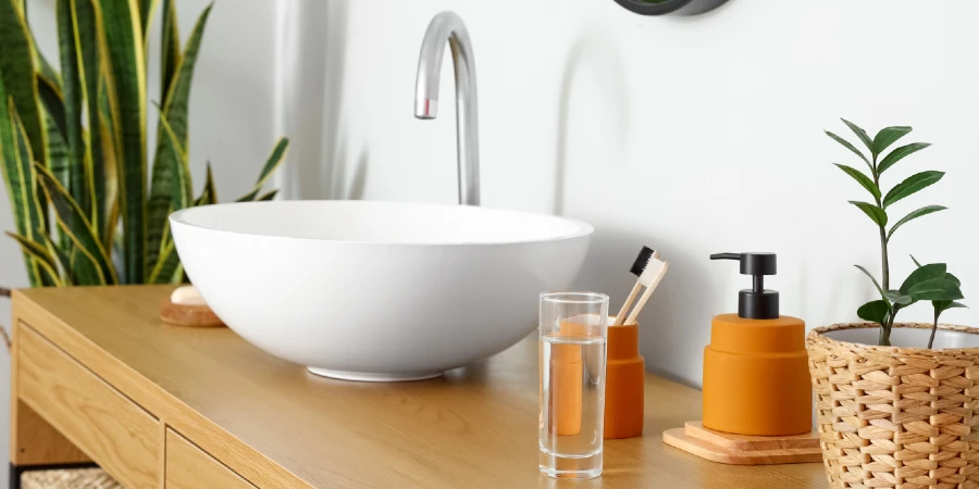 Qu'est-ce que la tonsillite et comment la traiter ? - salt water